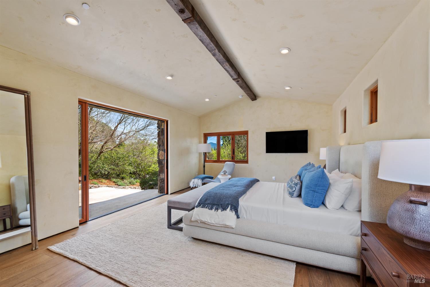 35 Forest Lane