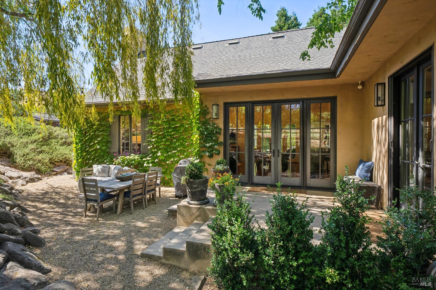 1297 Leaning Oak Drive
