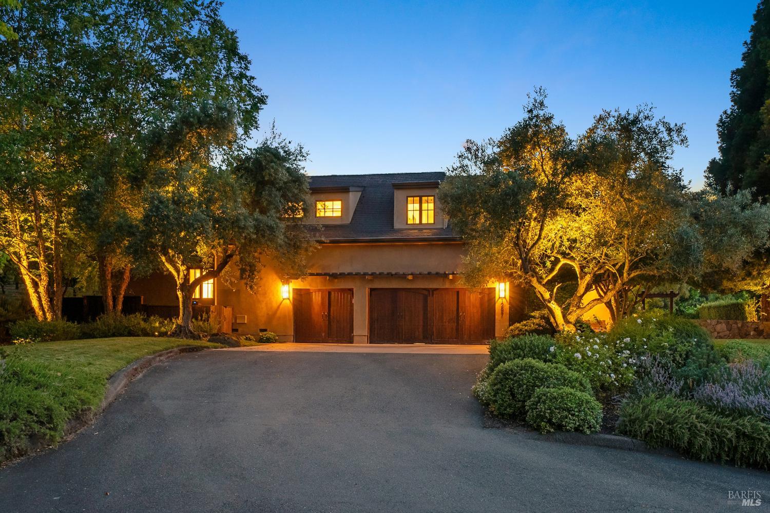 1297 Leaning Oak Drive