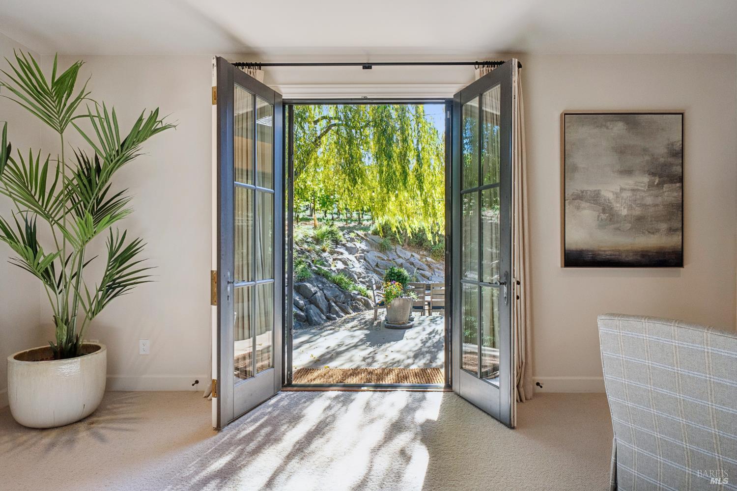 1297 Leaning Oak Drive