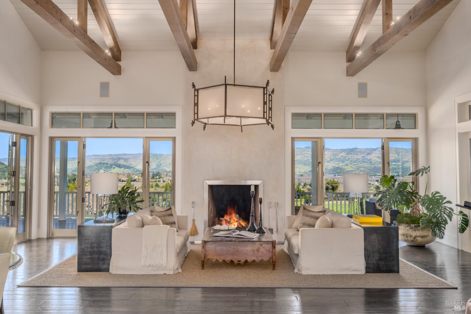 3075 Dry Creek Road
