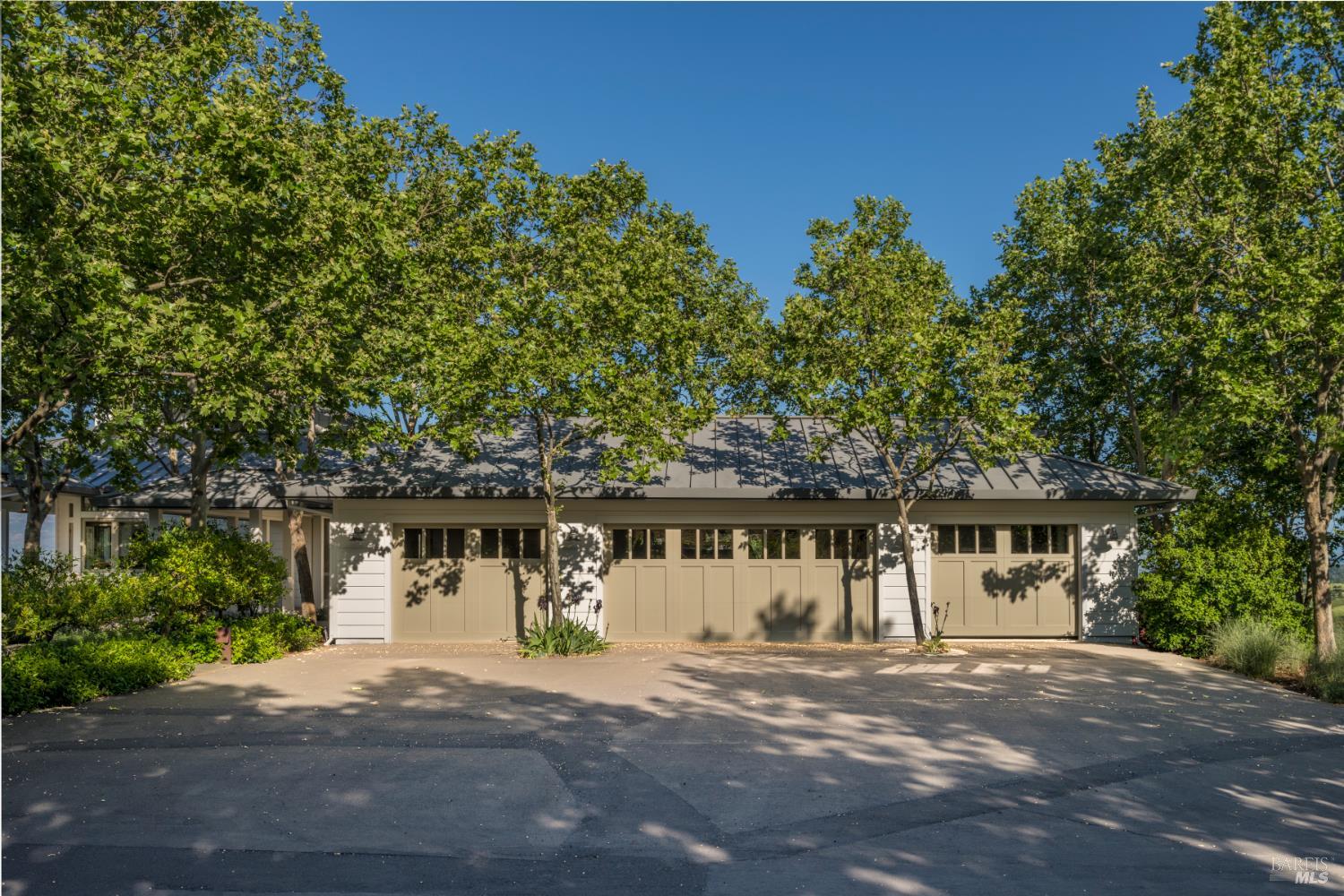 3075 Dry Creek Road