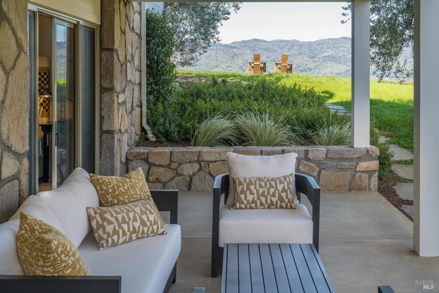 3075 Dry Creek Road