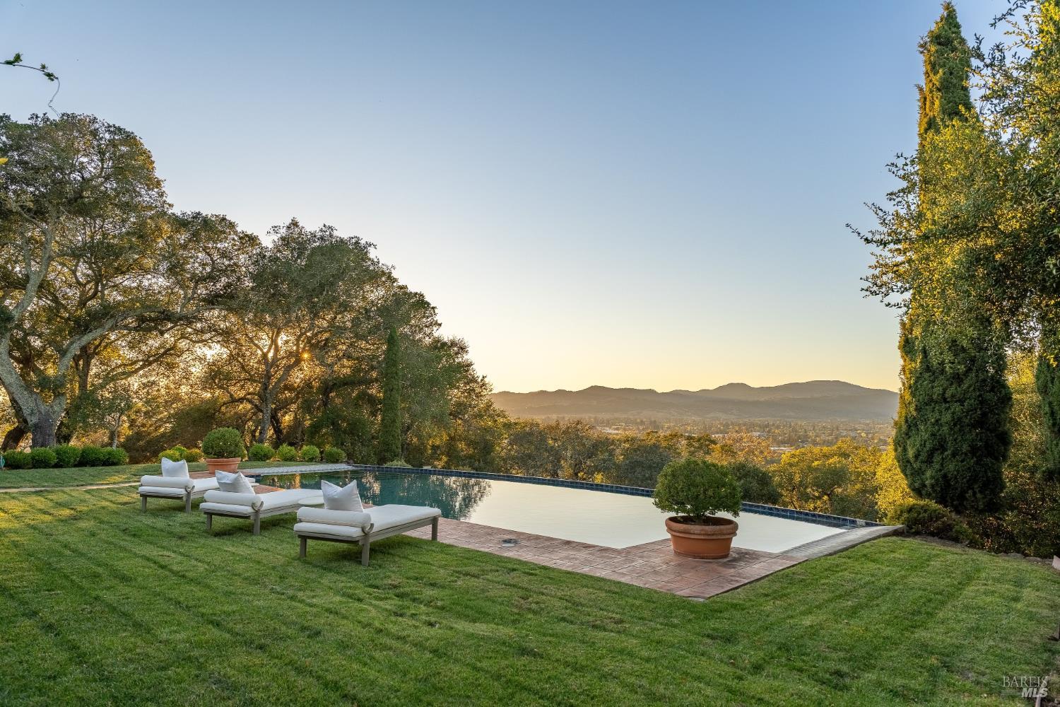 600 Stonecrest Drive