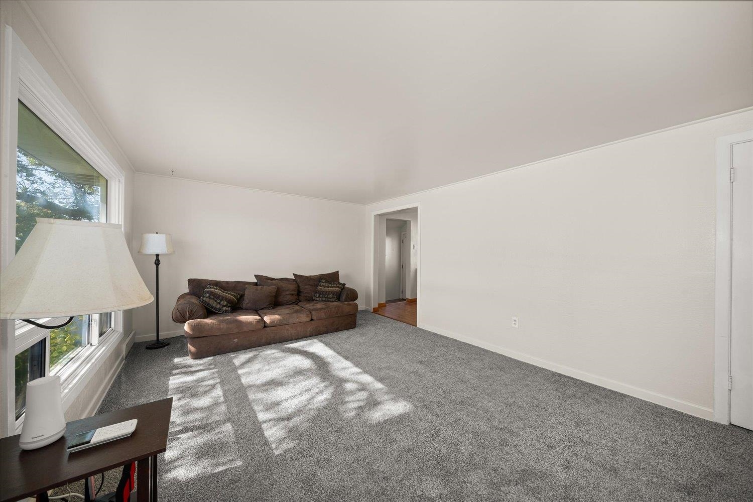 2528 W Broad Ave