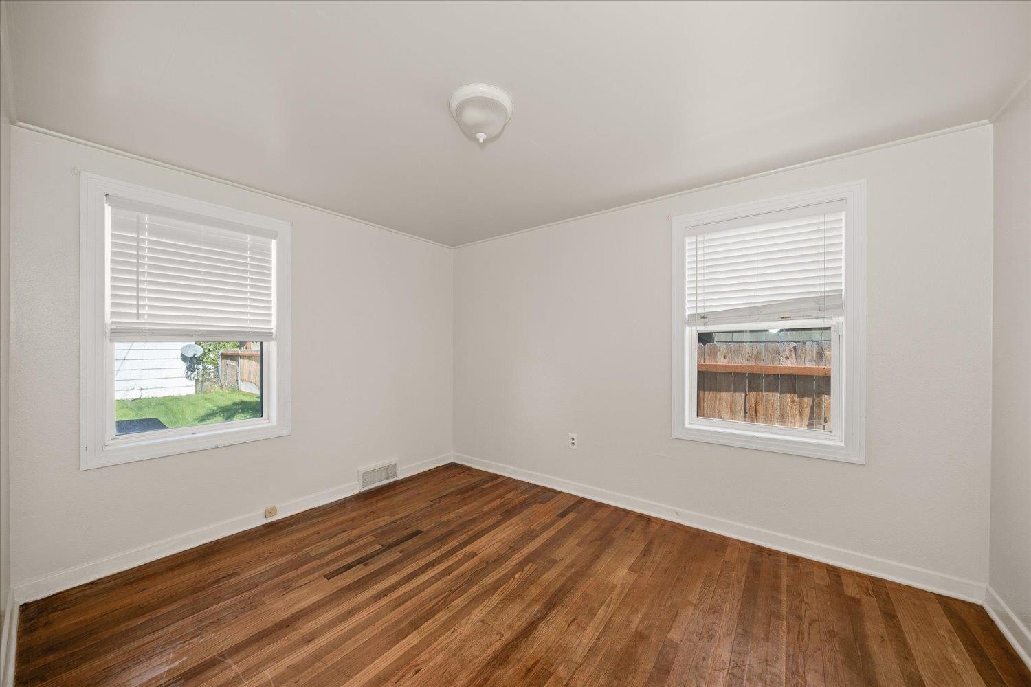 2528 W Broad Ave