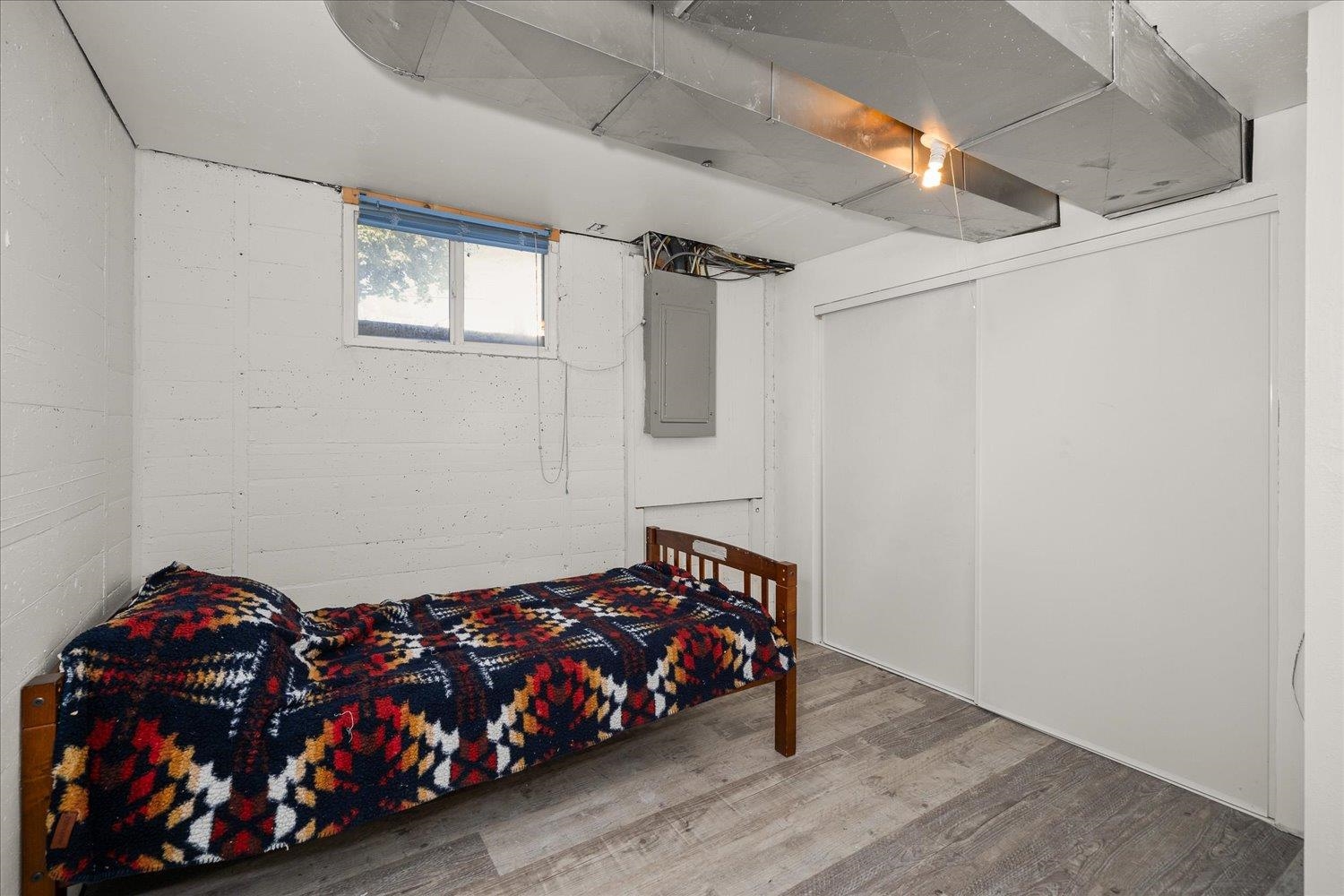 2528 W Broad Ave