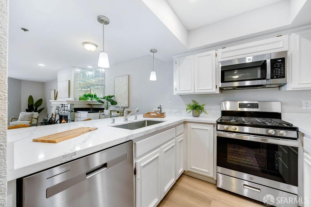 1396 El Camino Real # 107