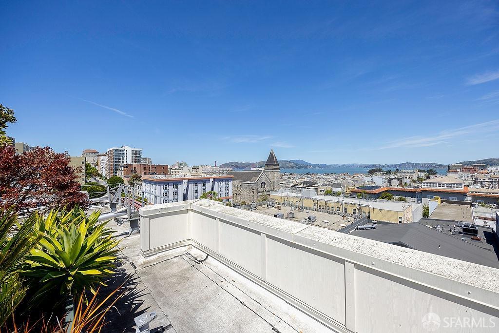1645 Pacific Avenue # 3A
