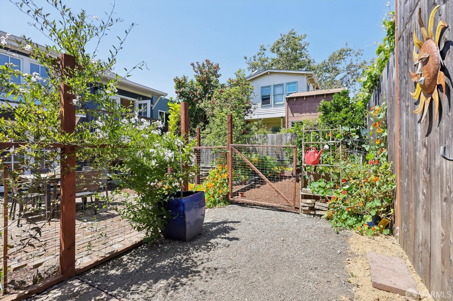 5414 Genoa Street