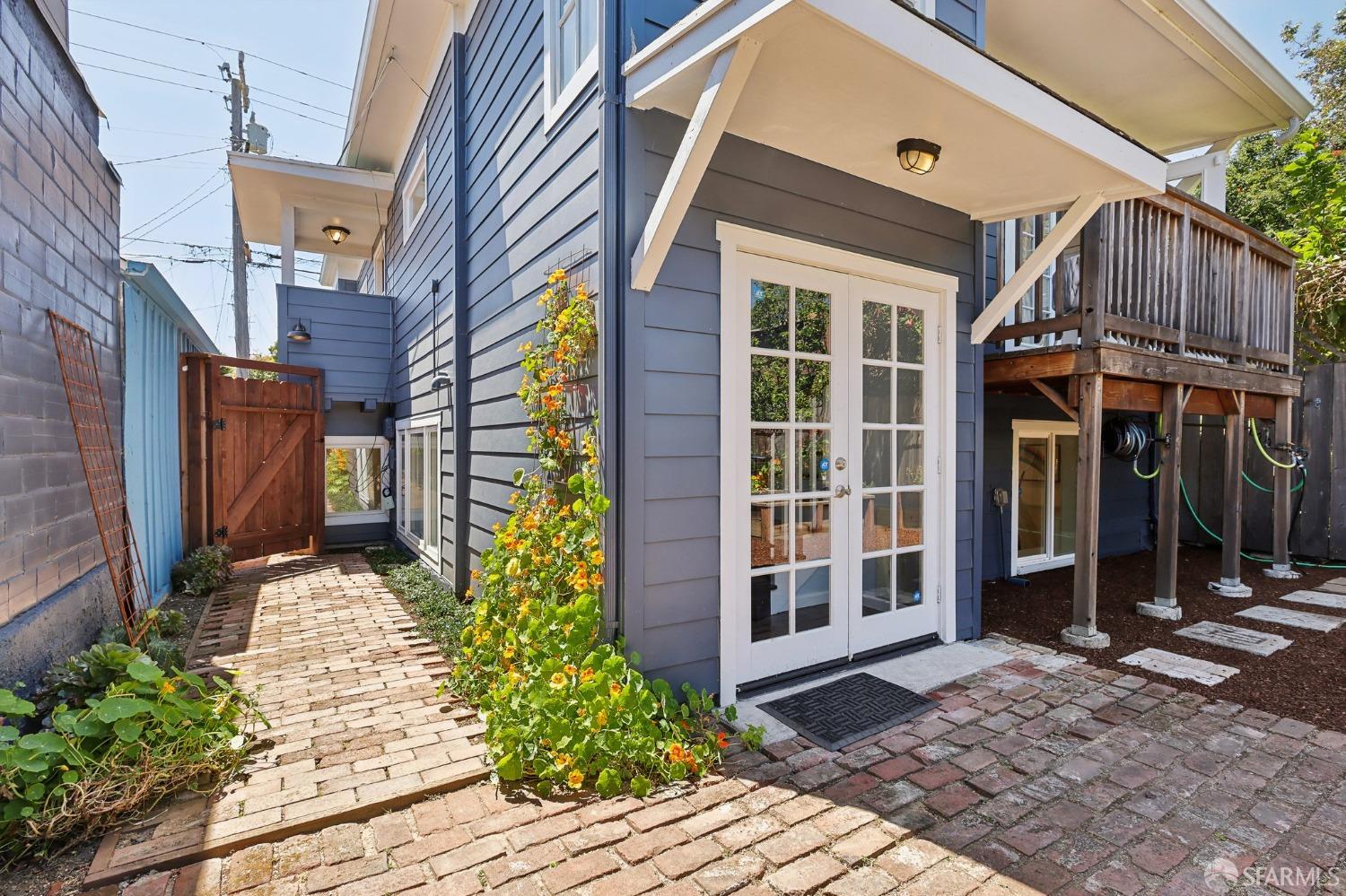5414 Genoa Street