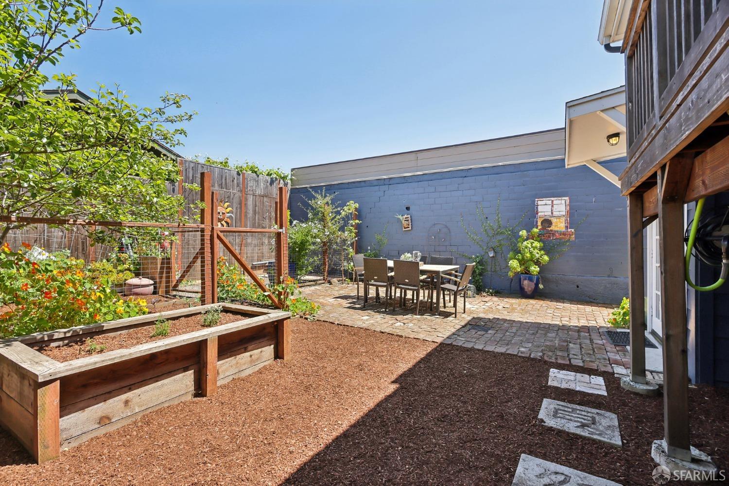 5414 Genoa Street