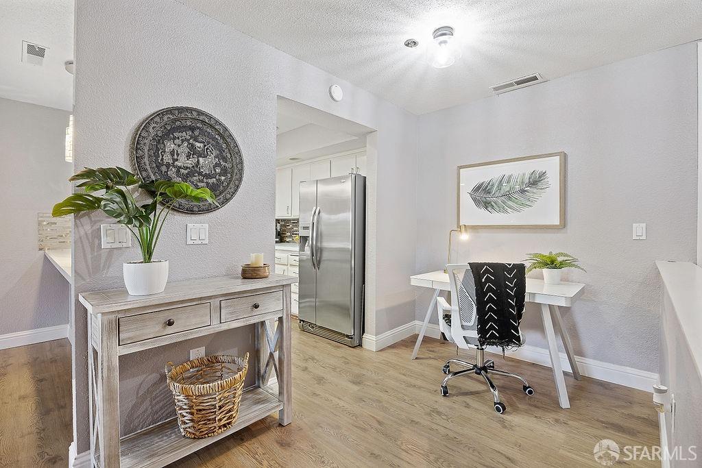 1396 El Camino Real # 207