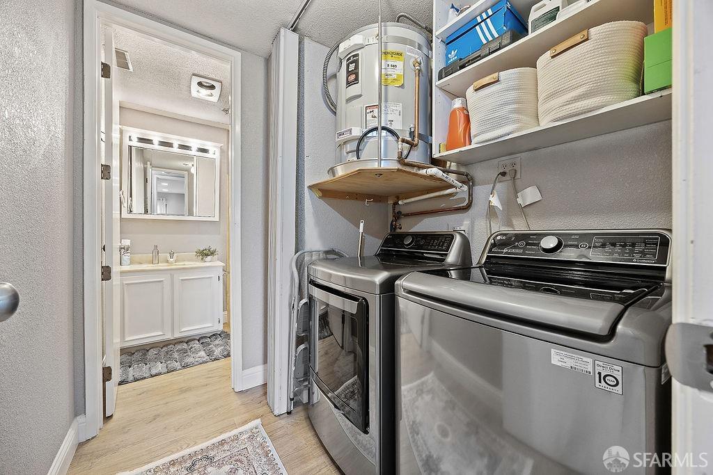 1396 El Camino Real # 207