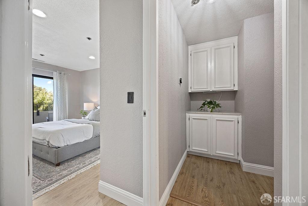 1396 El Camino Real # 207
