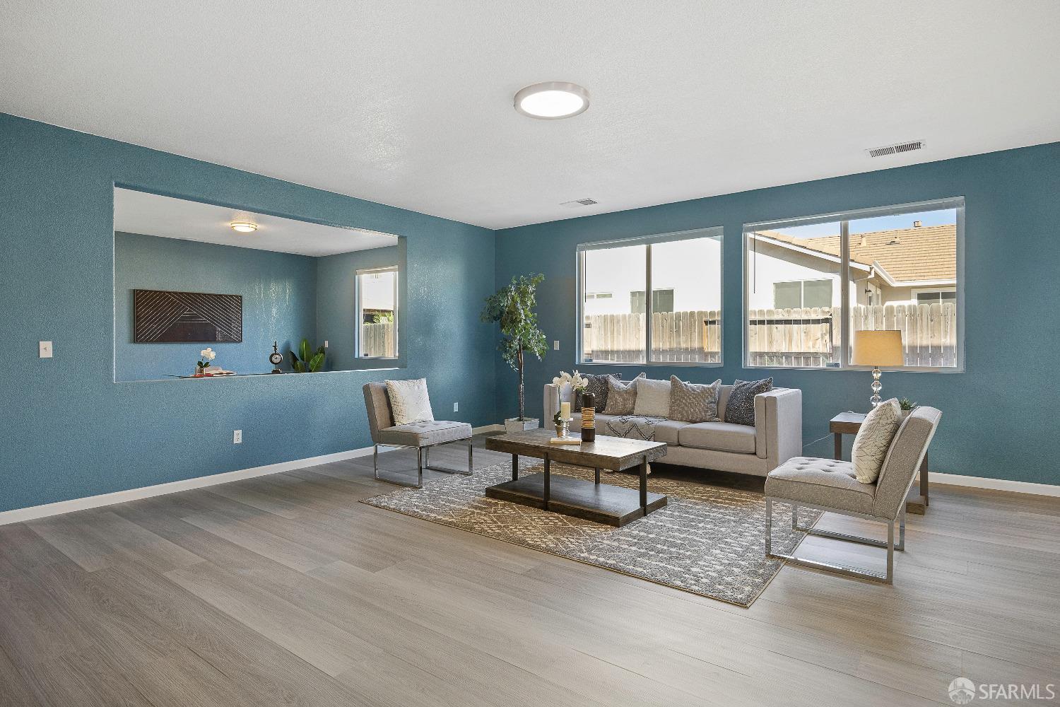 909 Promenade Drive