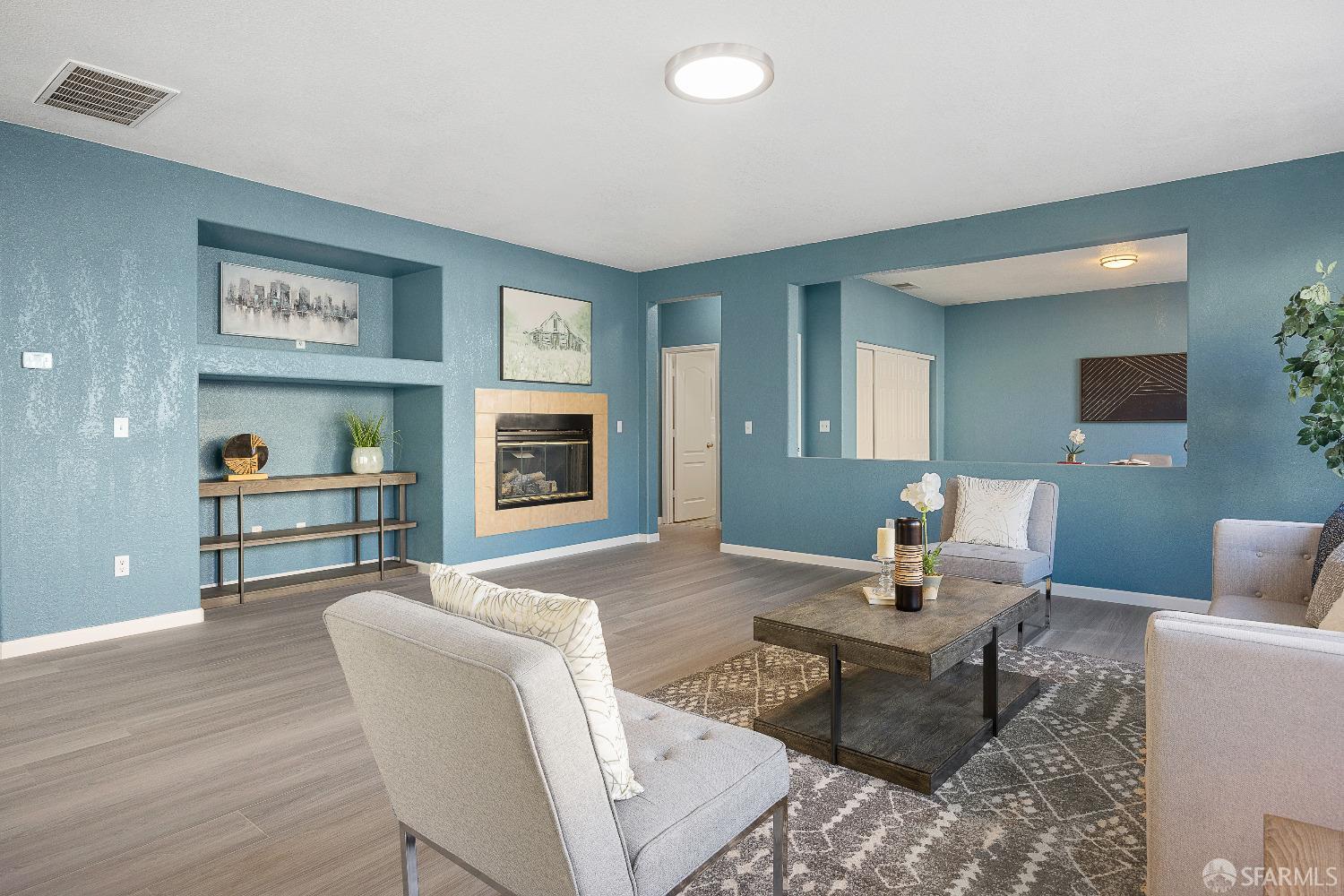 909 Promenade Drive