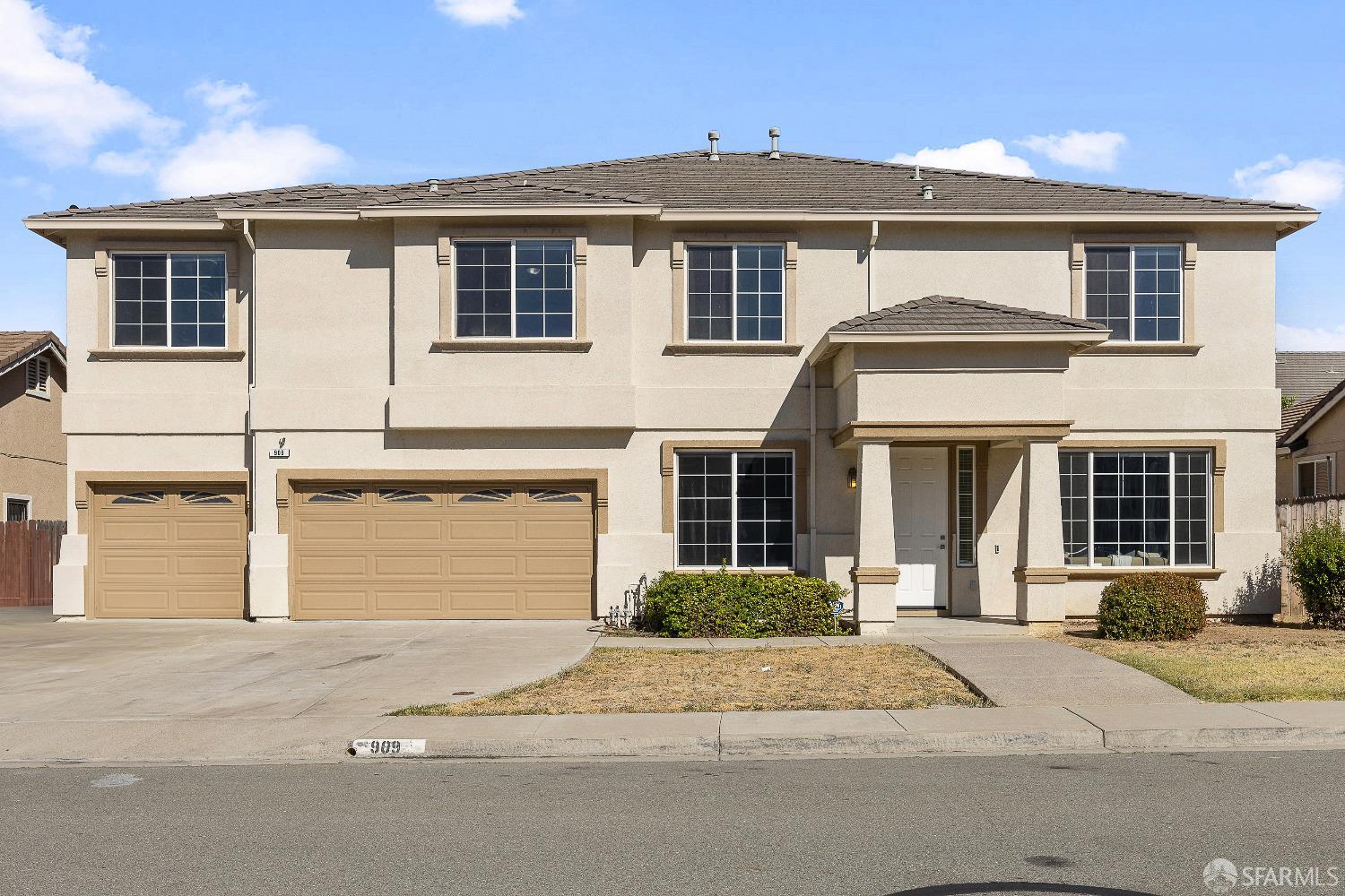 909 Promenade Drive