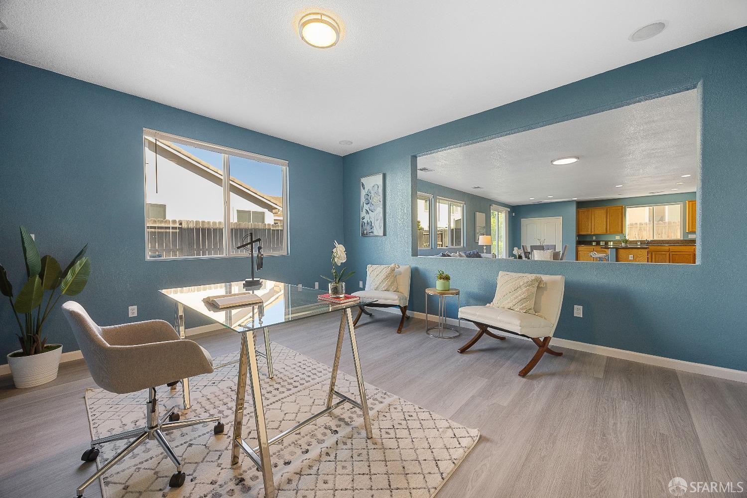 909 Promenade Drive