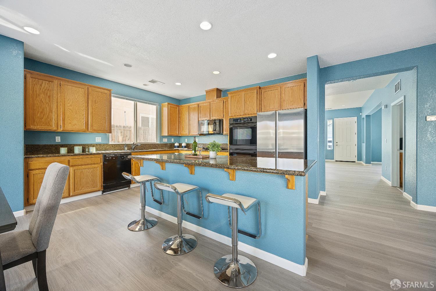 909 Promenade Drive