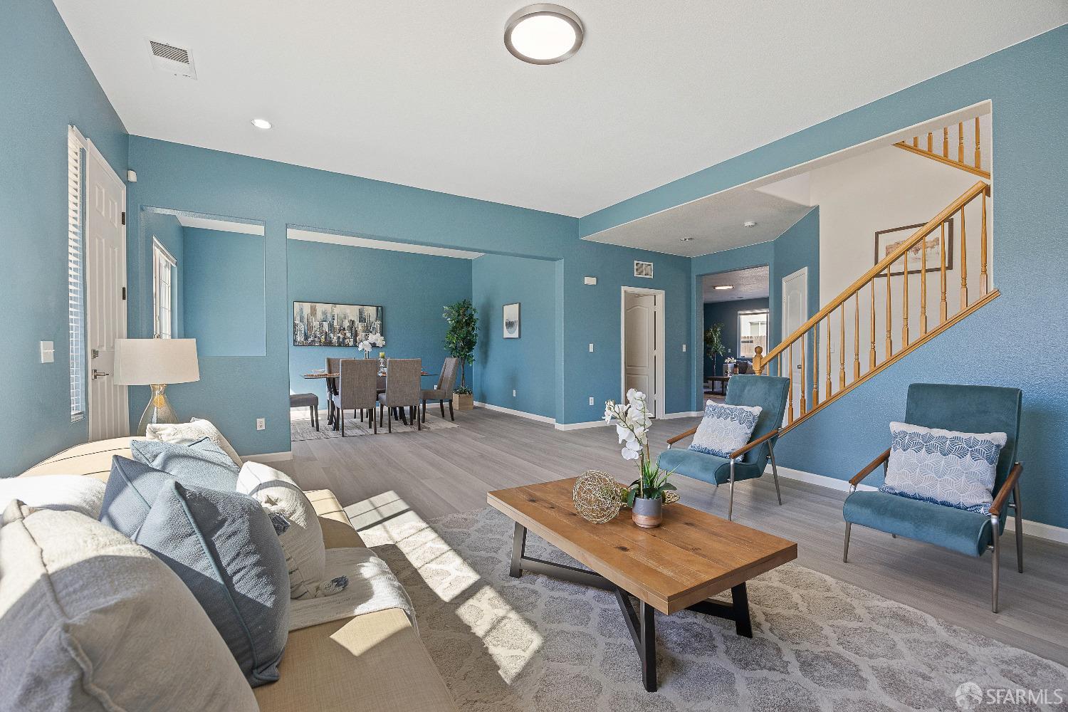 909 Promenade Drive