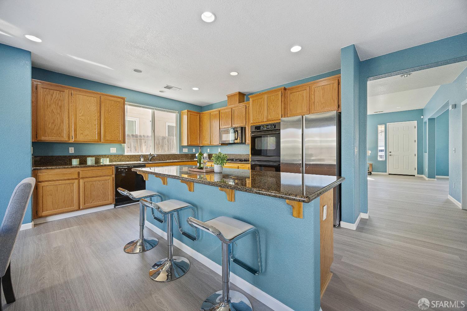 909 Promenade Drive