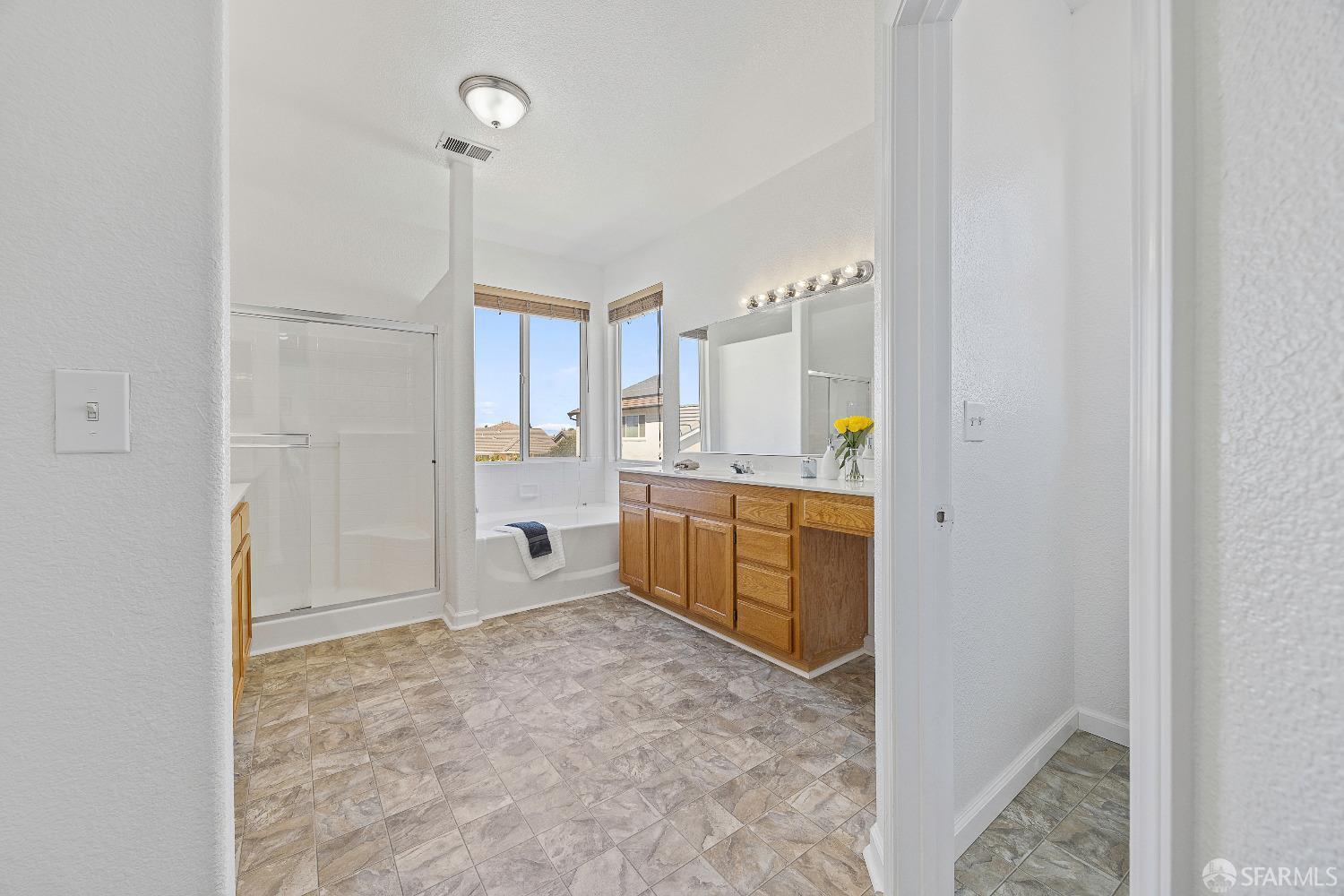 909 Promenade Drive