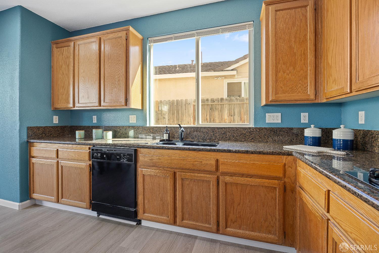 909 Promenade Drive