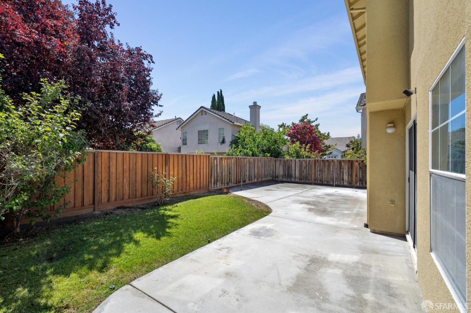 38795 Litchfield Circle