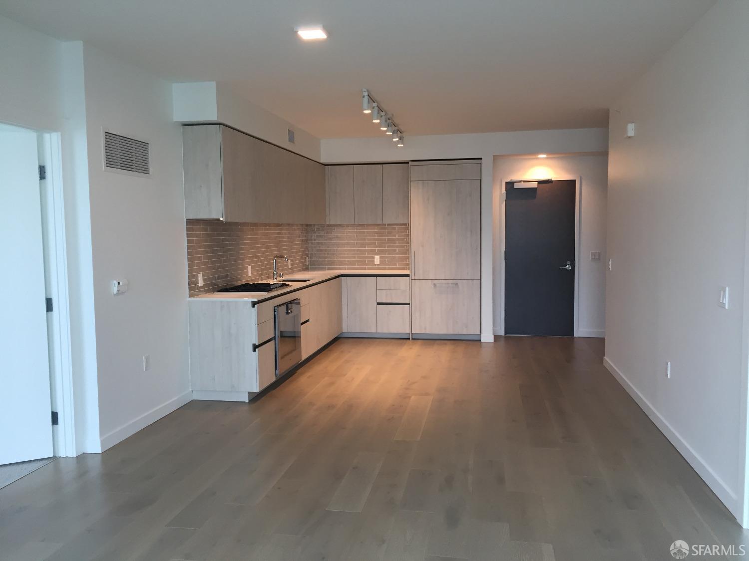 1000 3rd Street # 705