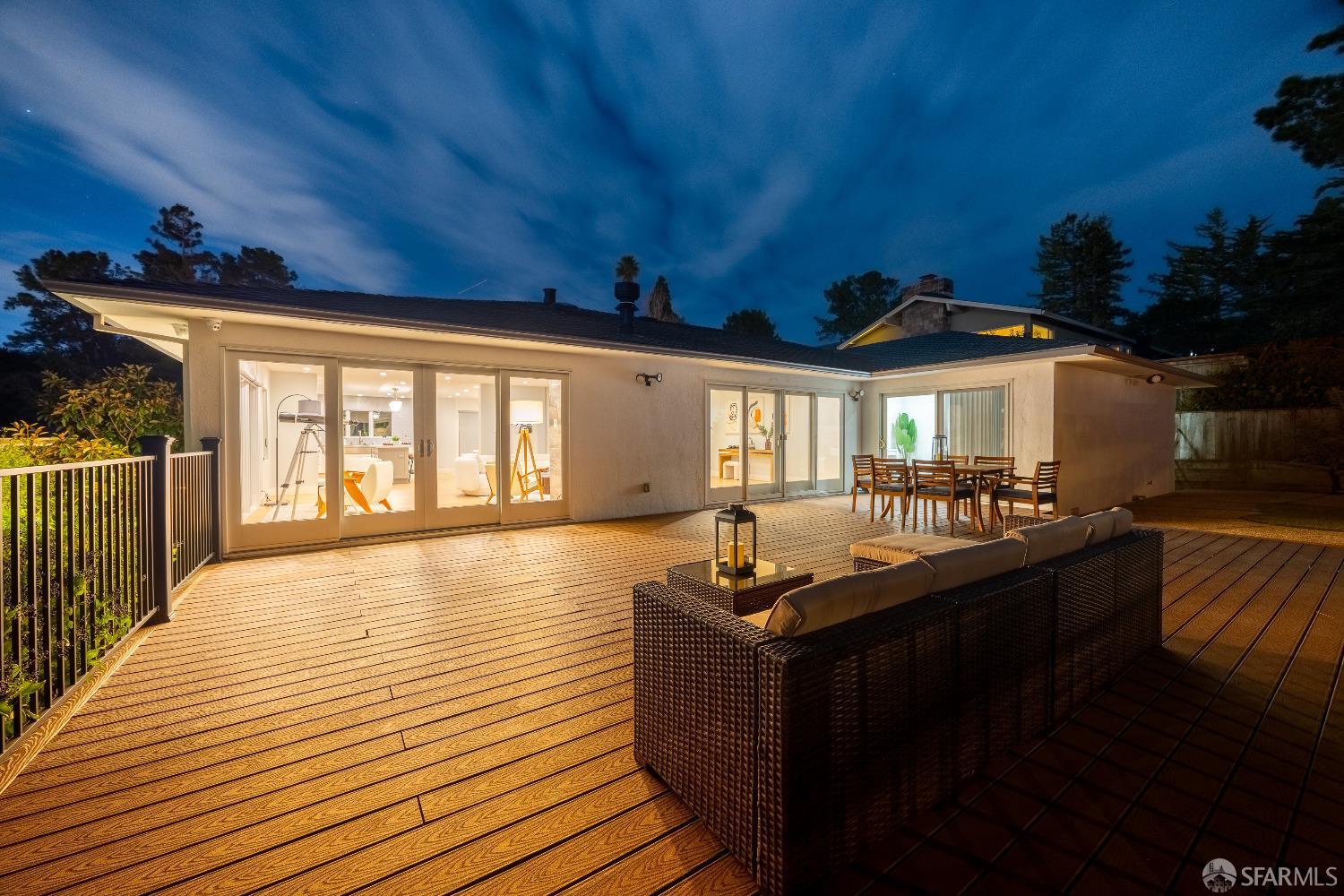 1270 Roble Road