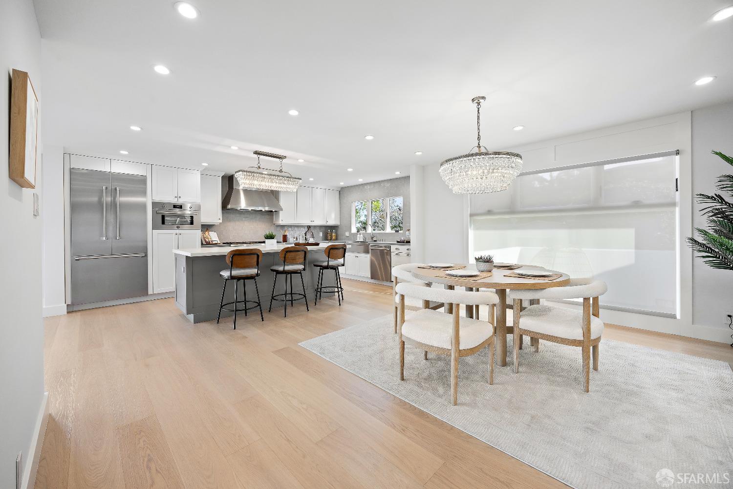 1270 Roble Road