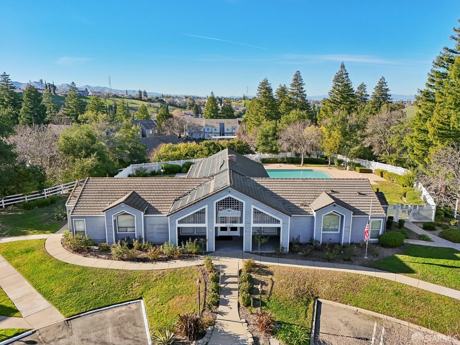 2934 Winding Lane