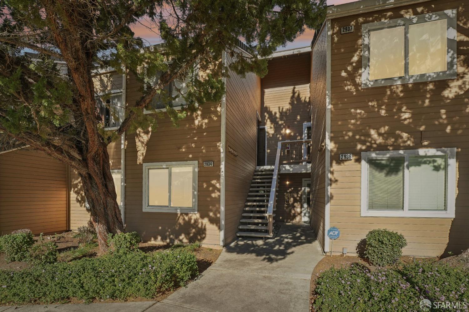 2934 Winding Lane