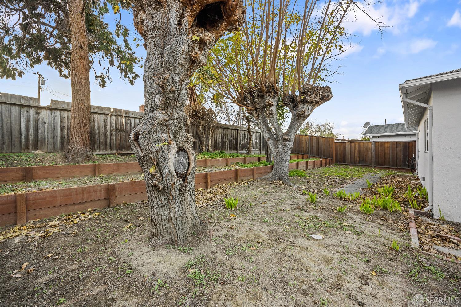 266 Yosemite Drive