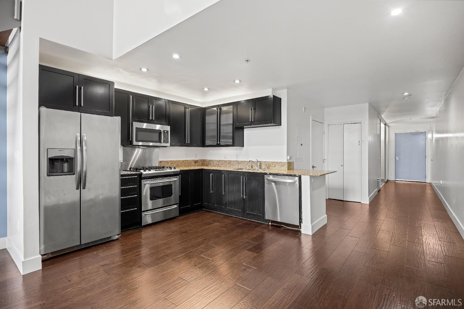 1001 46 Street # 323