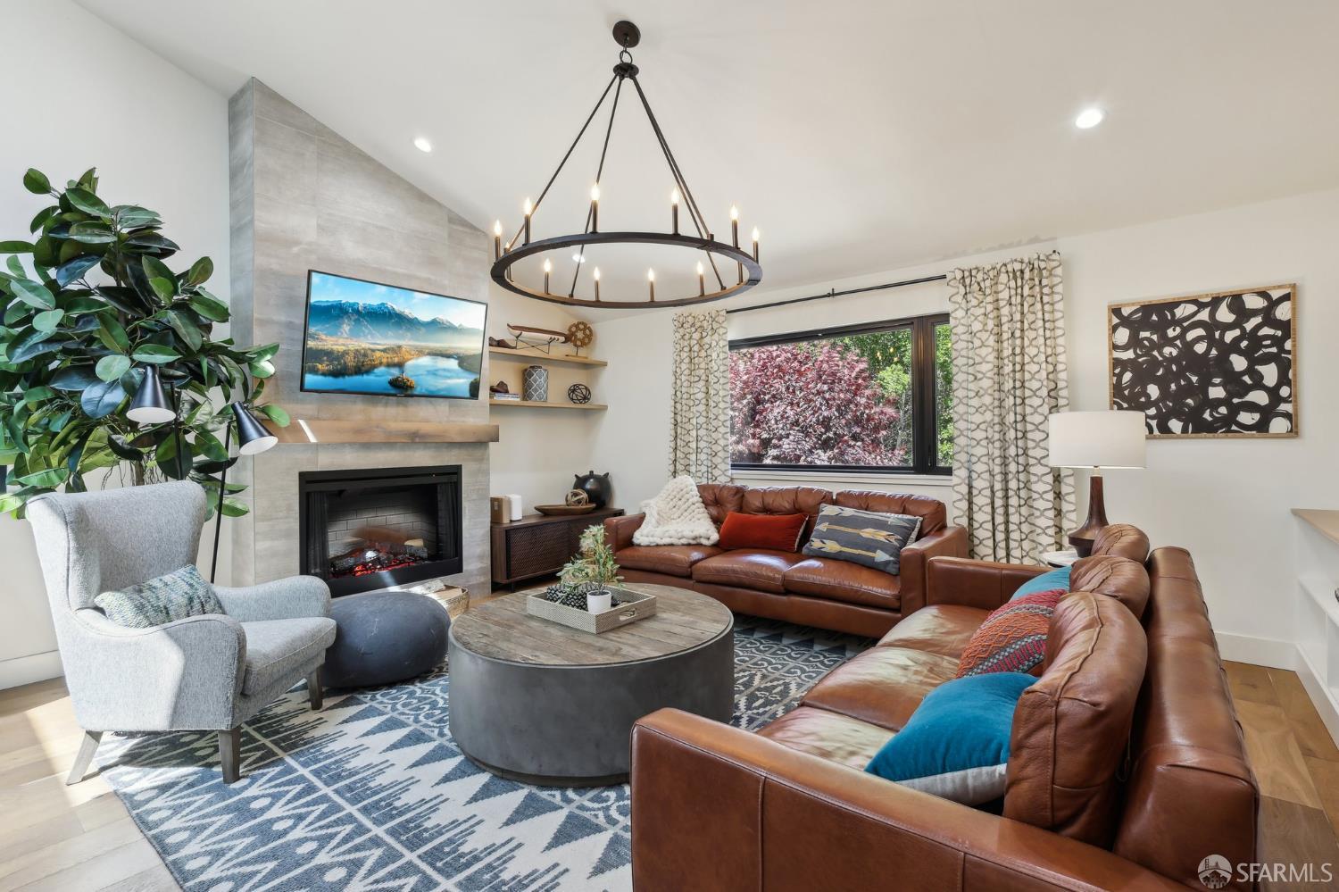 2031 Buena Vista Drive