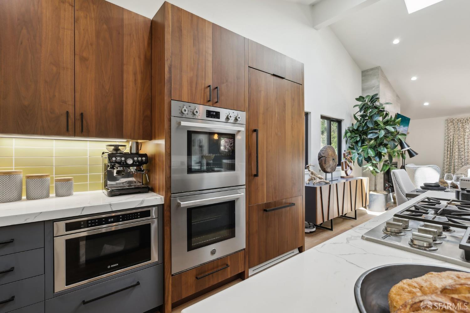 2031 Buena Vista Drive