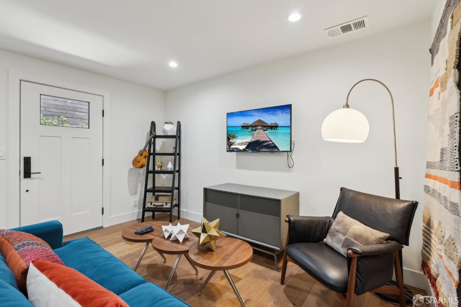 2031 Buena Vista Drive