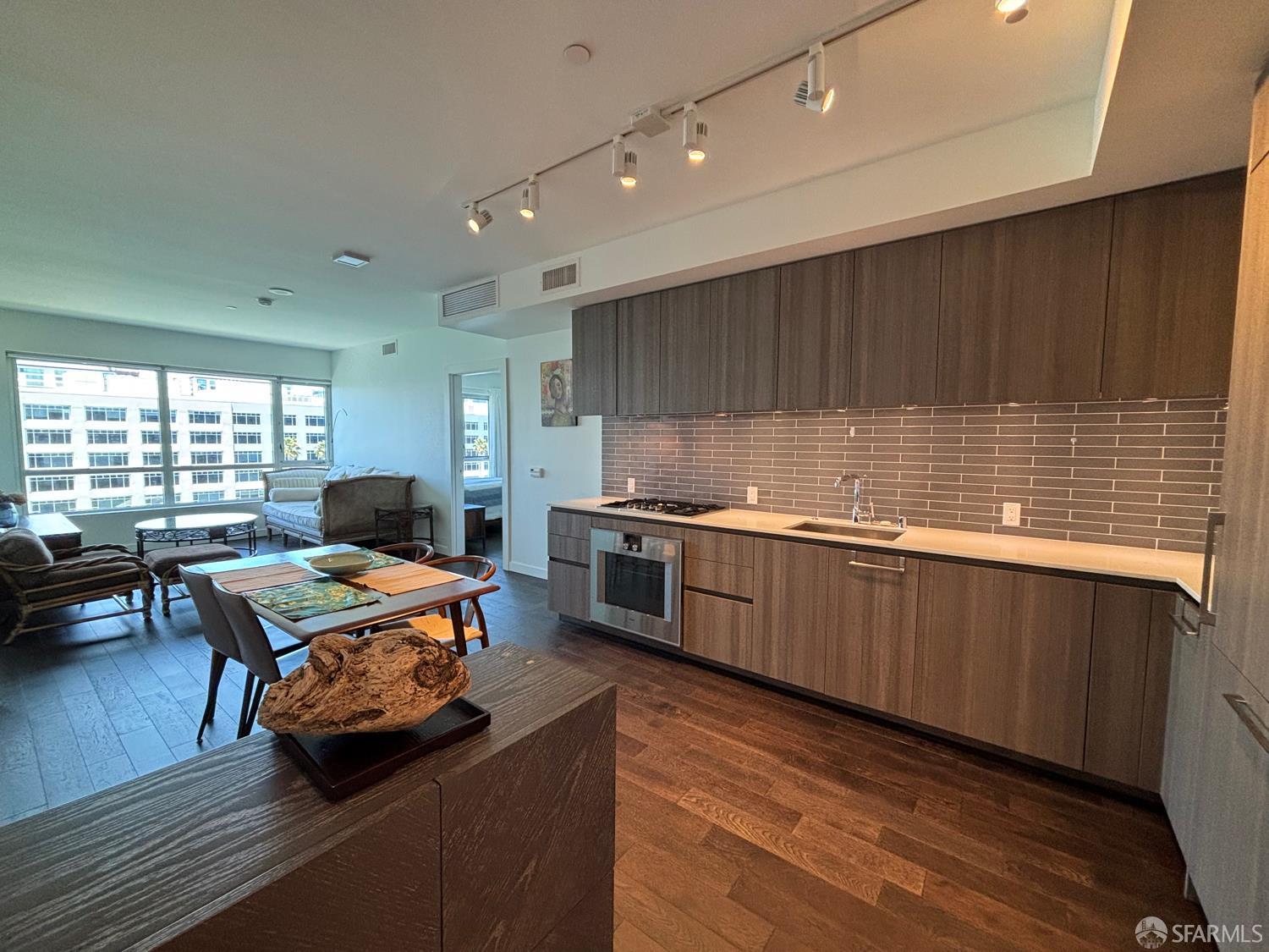 110 Channel Street # 612