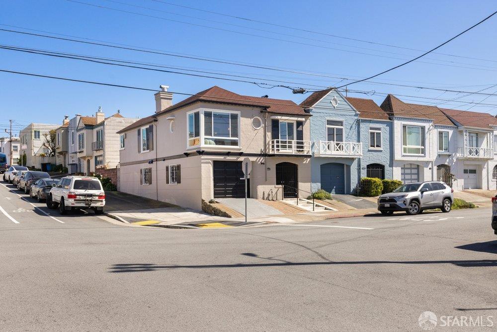 1500 41st Avenue