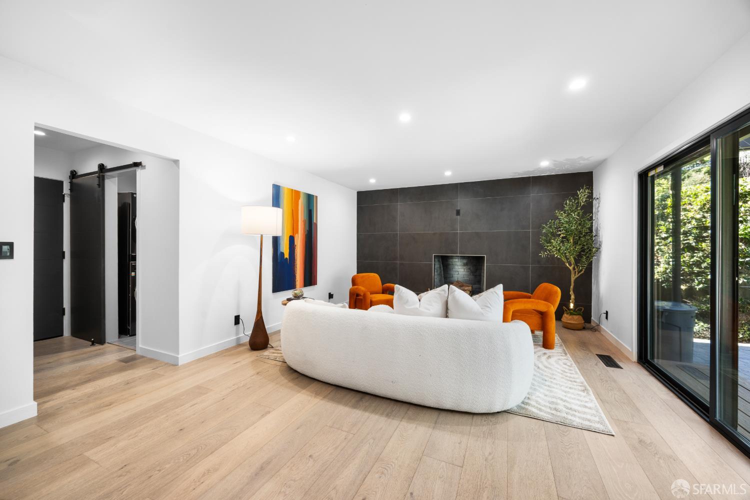 4859 Beacon Hill Drive