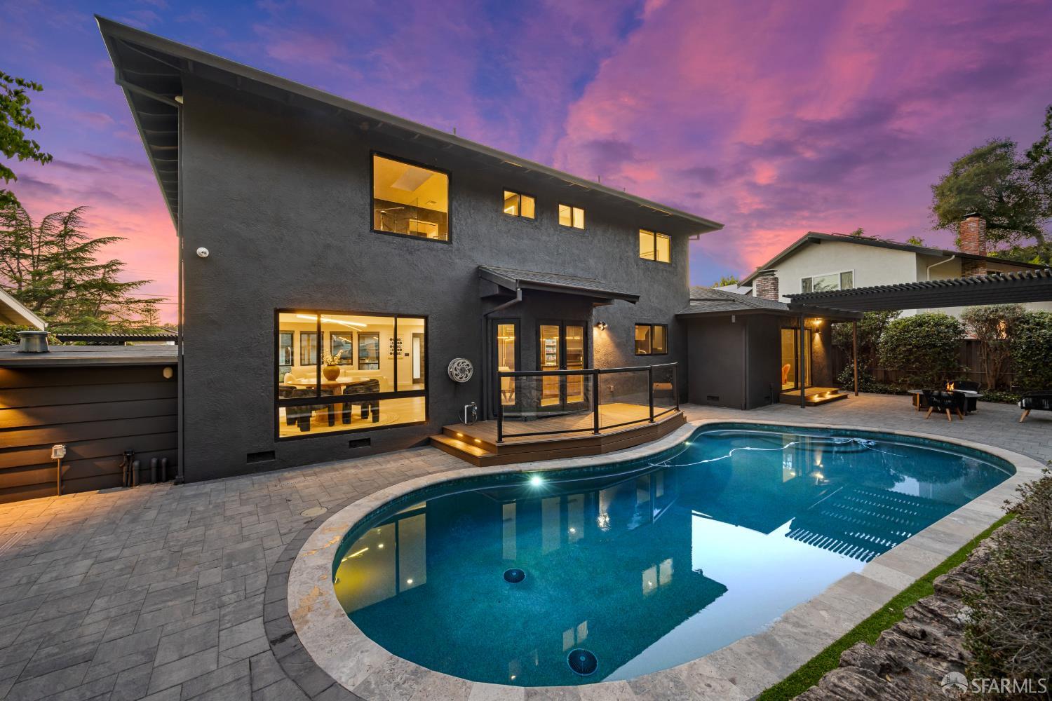 4859 Beacon Hill Drive