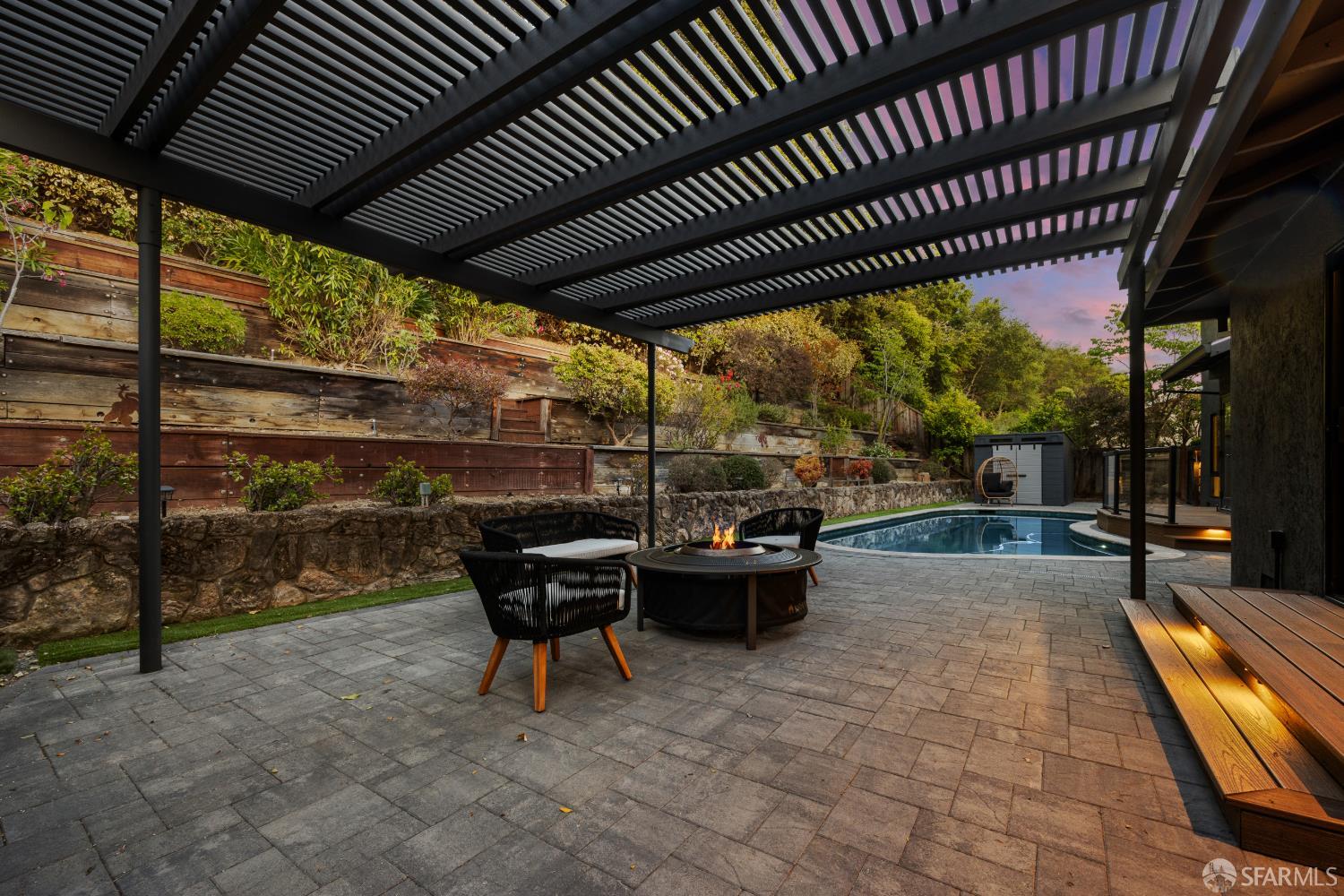 4859 Beacon Hill Drive
