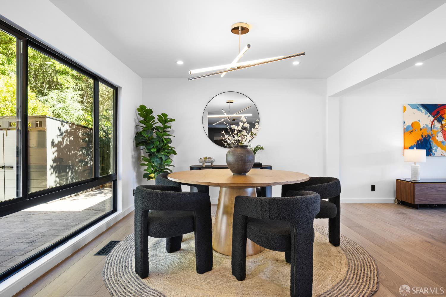 4859 Beacon Hill Drive