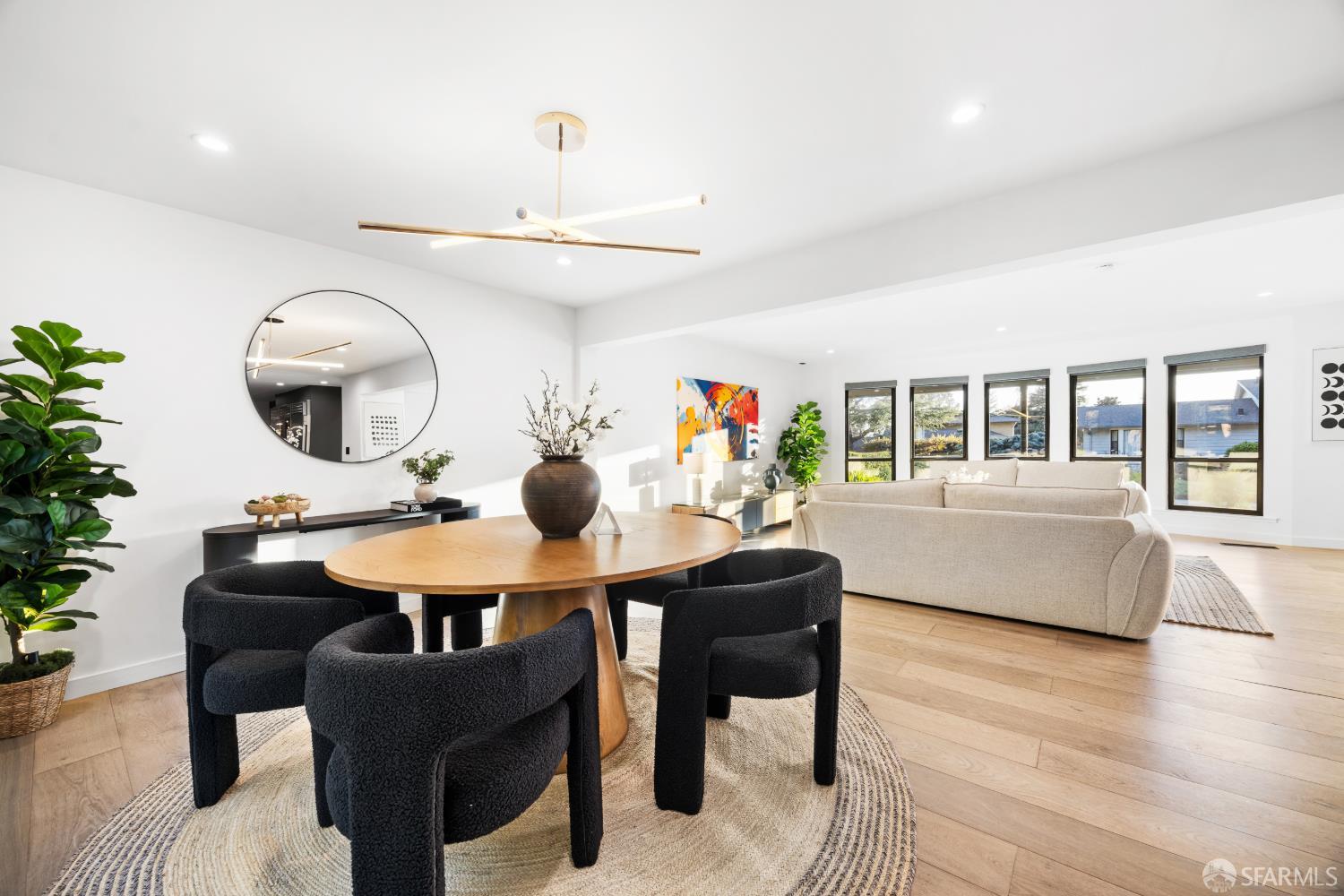 4859 Beacon Hill Drive