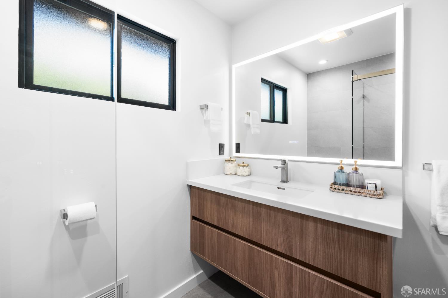 4859 Beacon Hill Drive