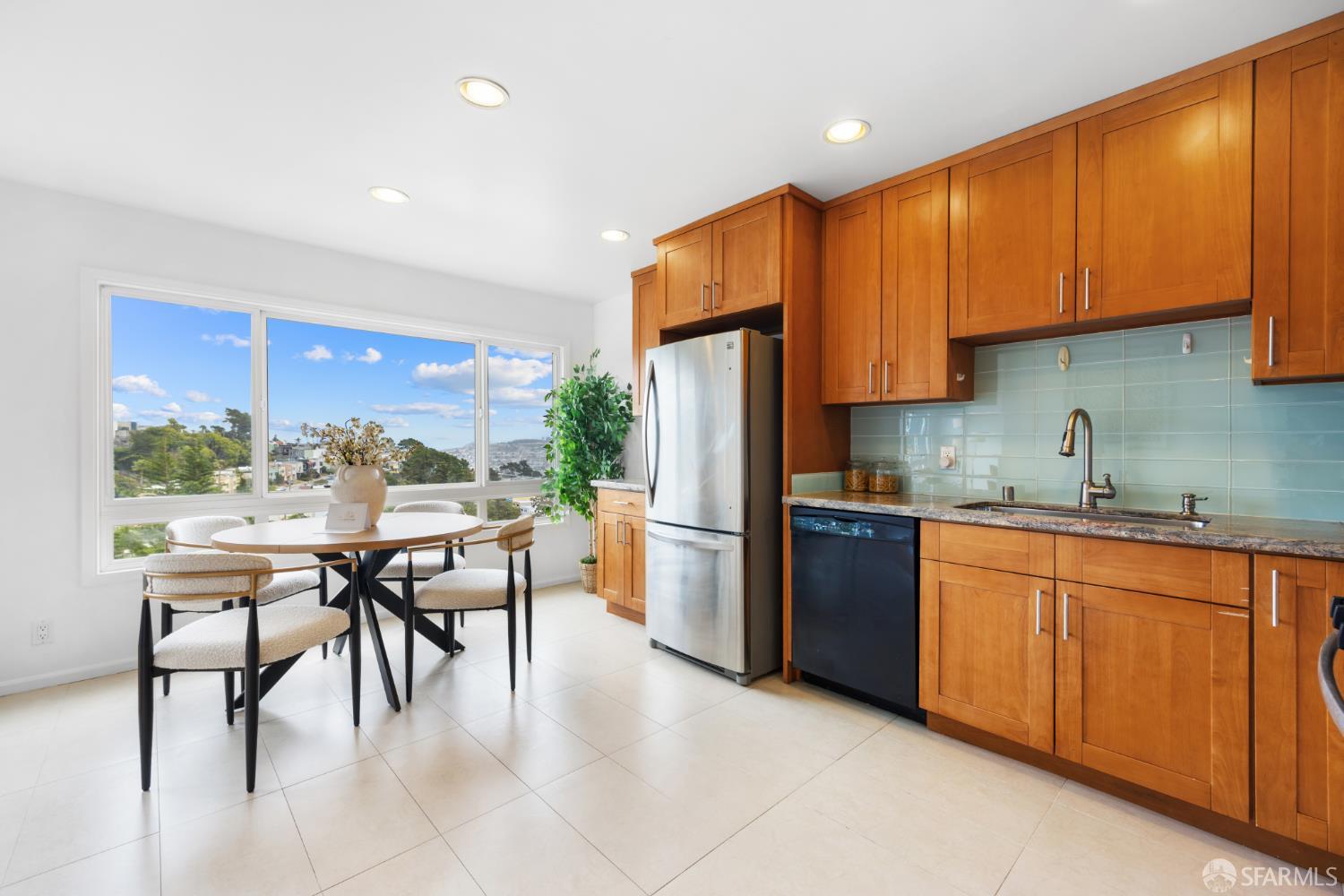 34 Stanford Heights Avenue