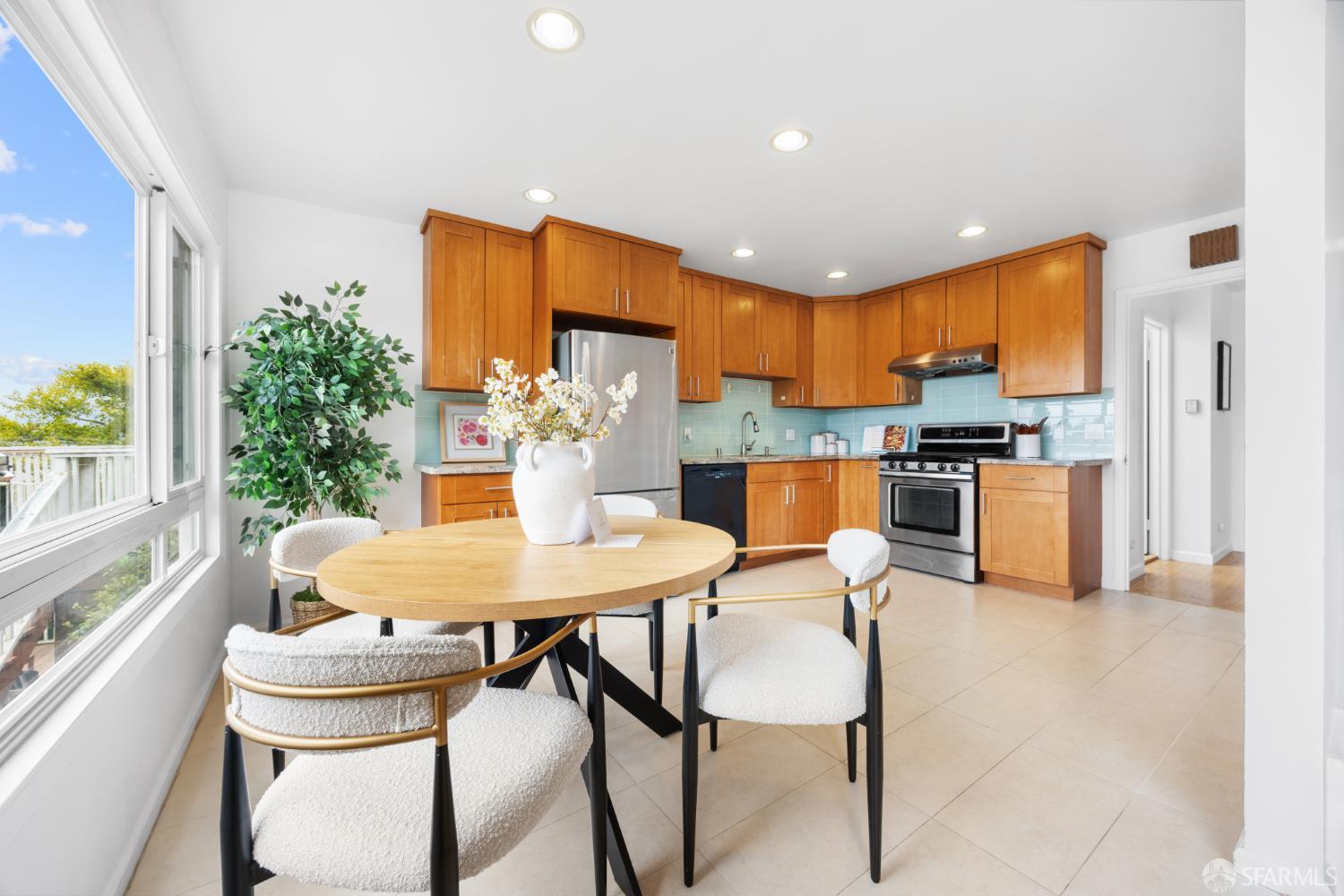 34 Stanford Heights Avenue