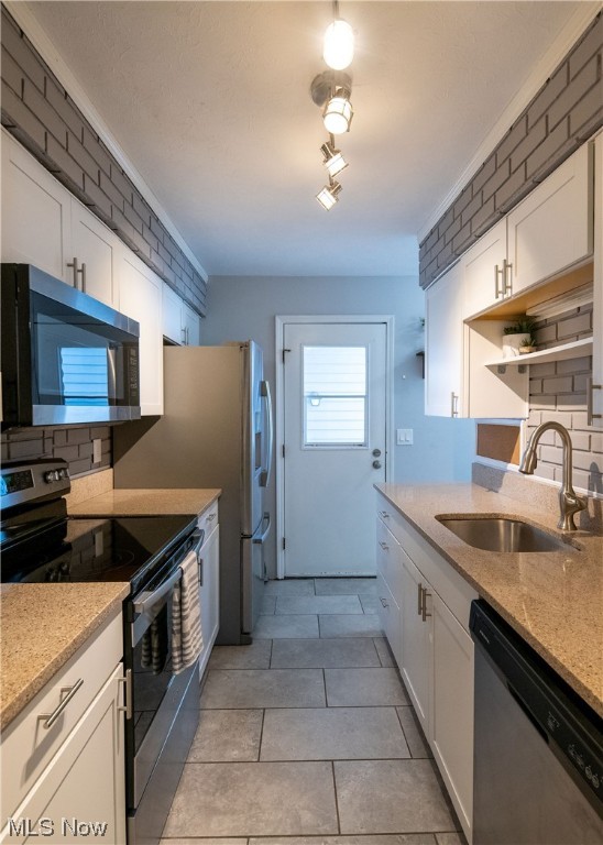 435 Abbeyville Road D-4